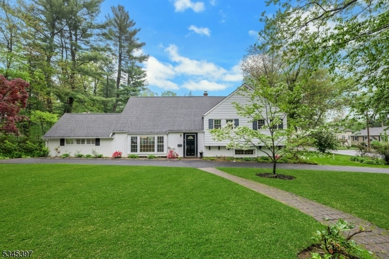 6 Ronarm Dr  Mountain Lakes Boro NJ 07046 photo