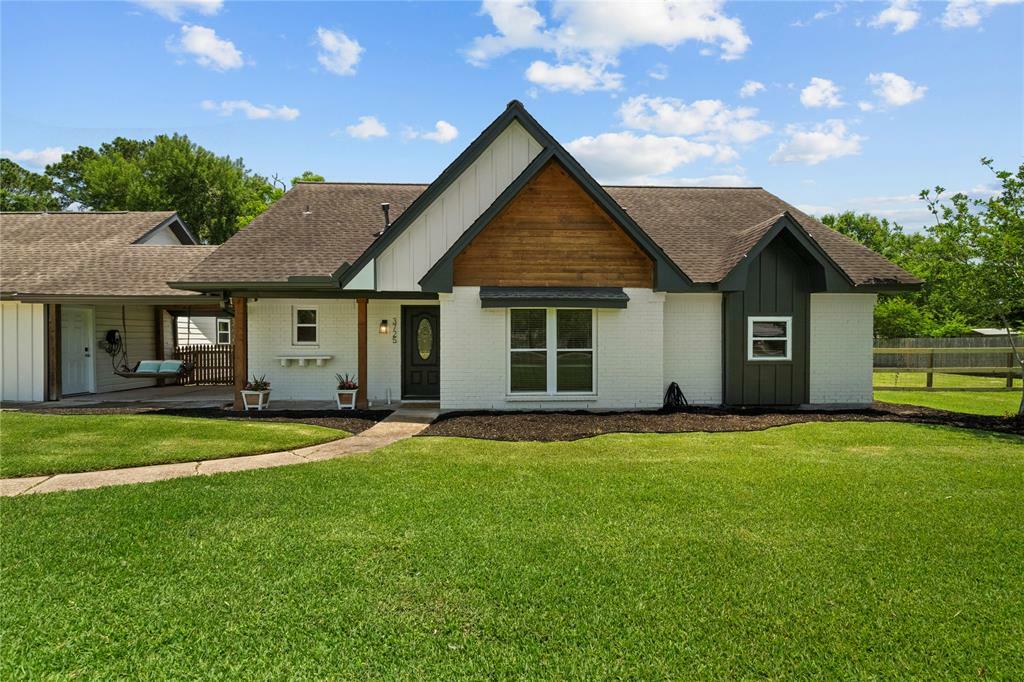Property Photo: 3725 Wingtail Way TX 77584