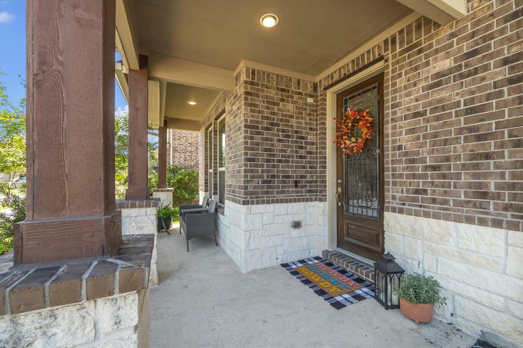 Property Photo: 8911 Gardenia Meadow Lane TX 77379