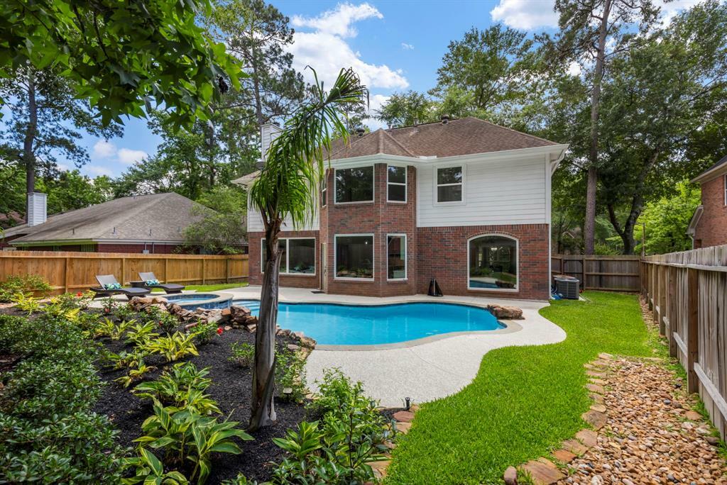 Property Photo: 22 Vista Mill Place TX 77382