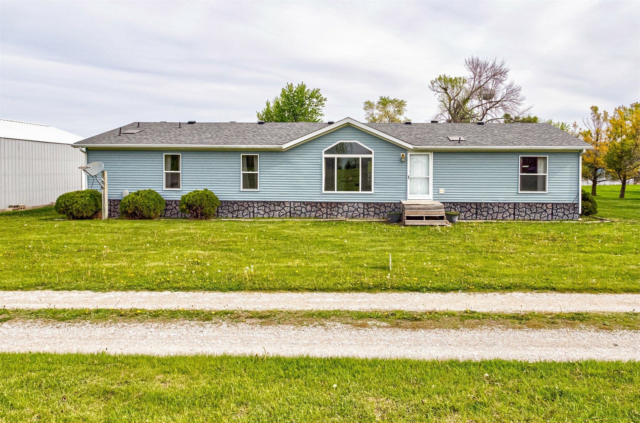 Property Photo: 205 Jefferson Street IA 50243