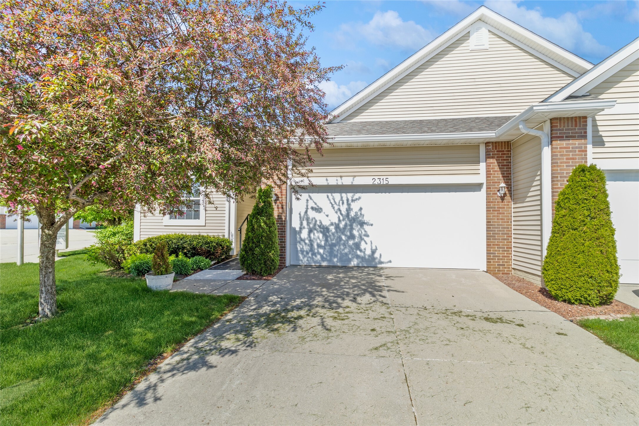 2315 Westwind Drive  Ames IA 50010 photo