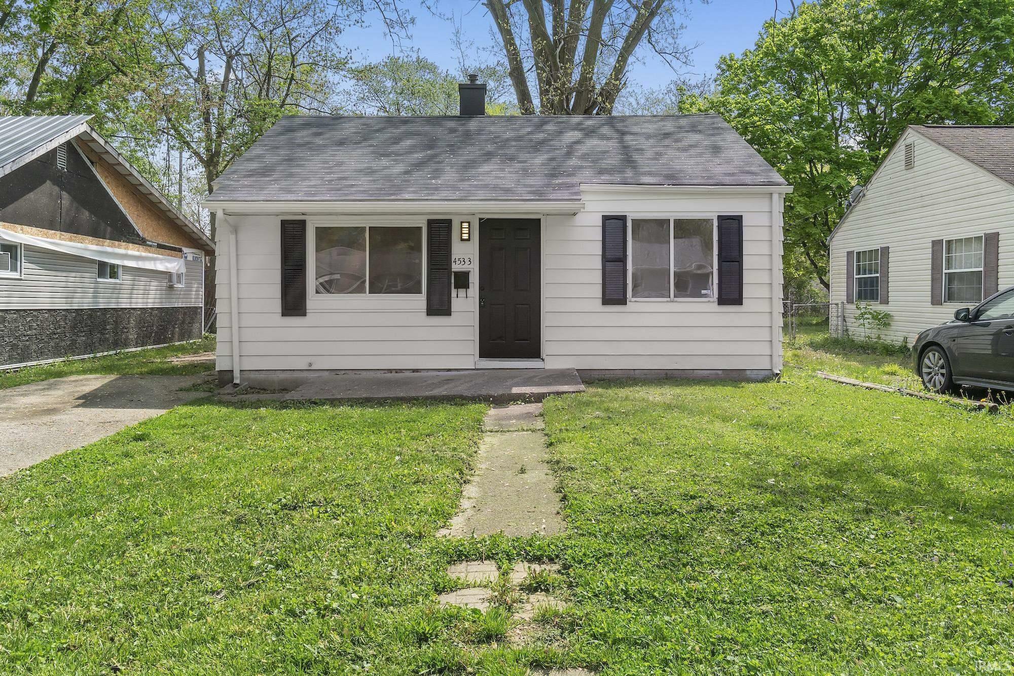 Property Photo: 4533 Reed Street IN 46806-4829