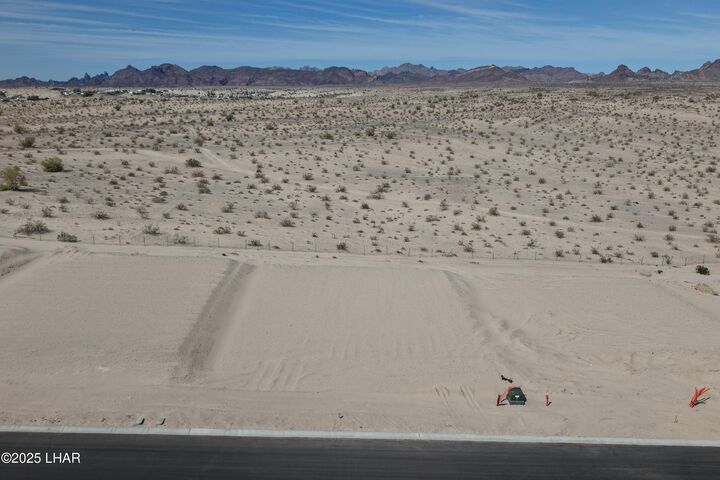 Property Photo: 1565 E North View Dr AZ 86404