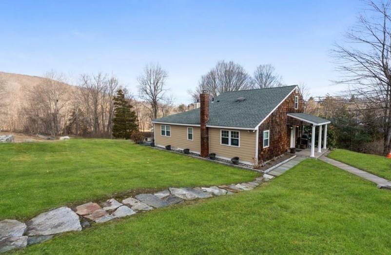 Property Photo: 401 Nichols Street NY 10512