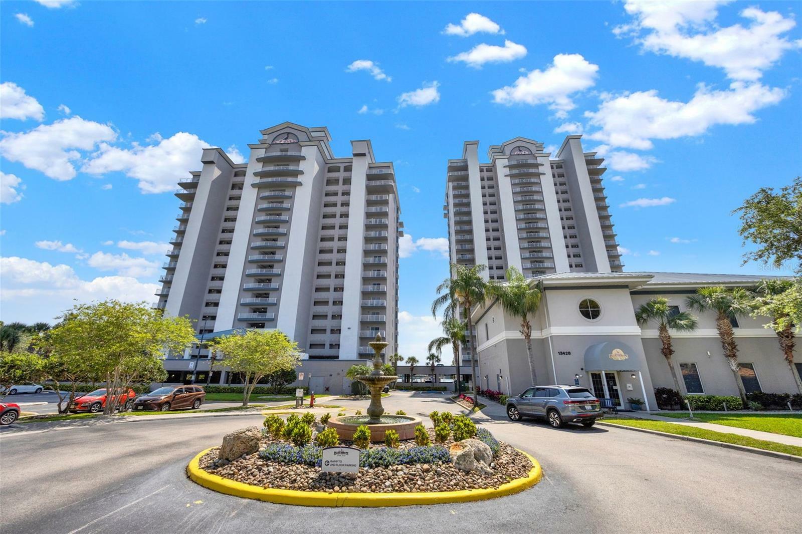 Property Photo: 13415 Blue Heron Beach Drive 409 FL 32821