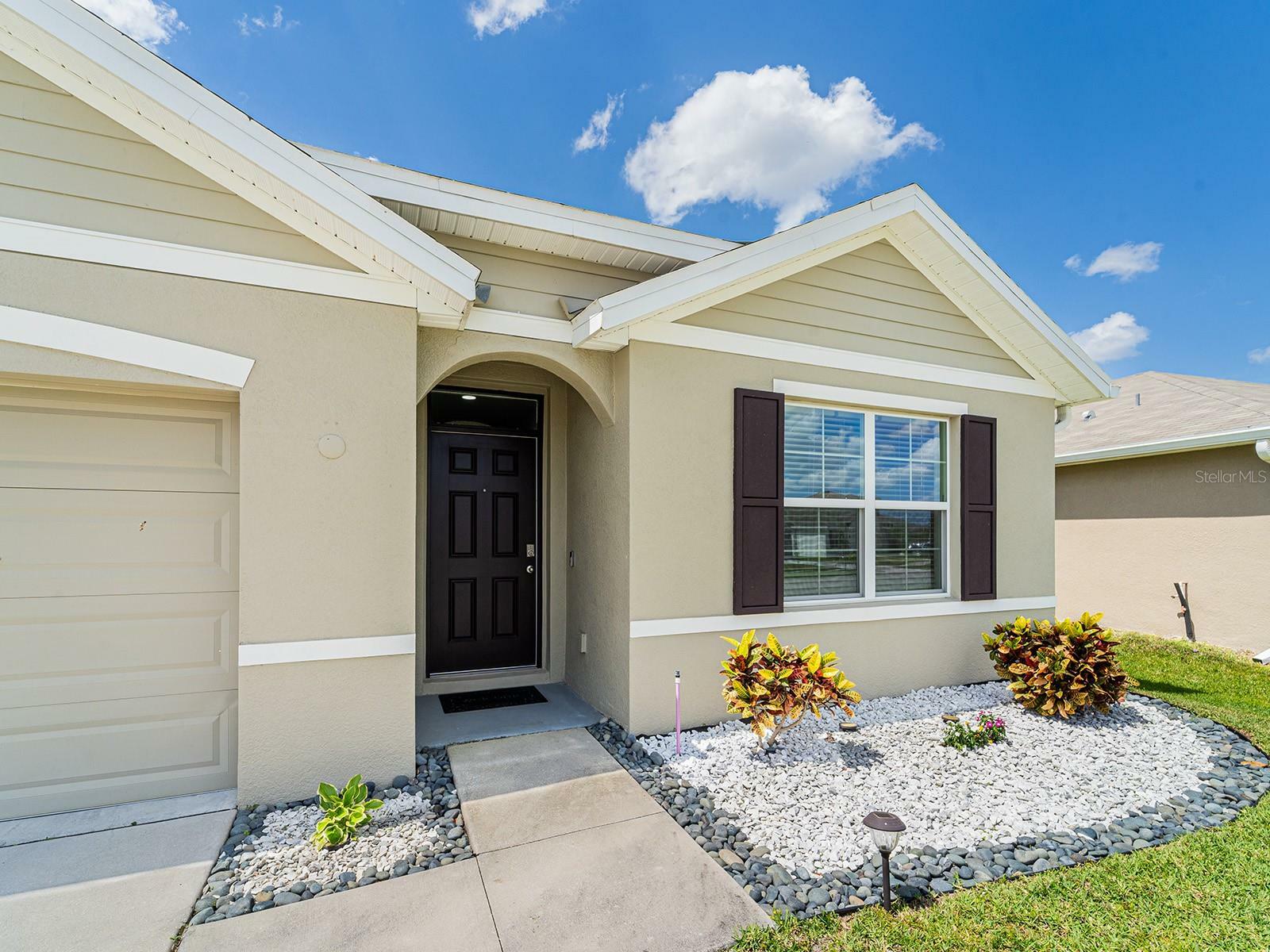 Property Photo: 8891 Bower Bass Circle FL 33545