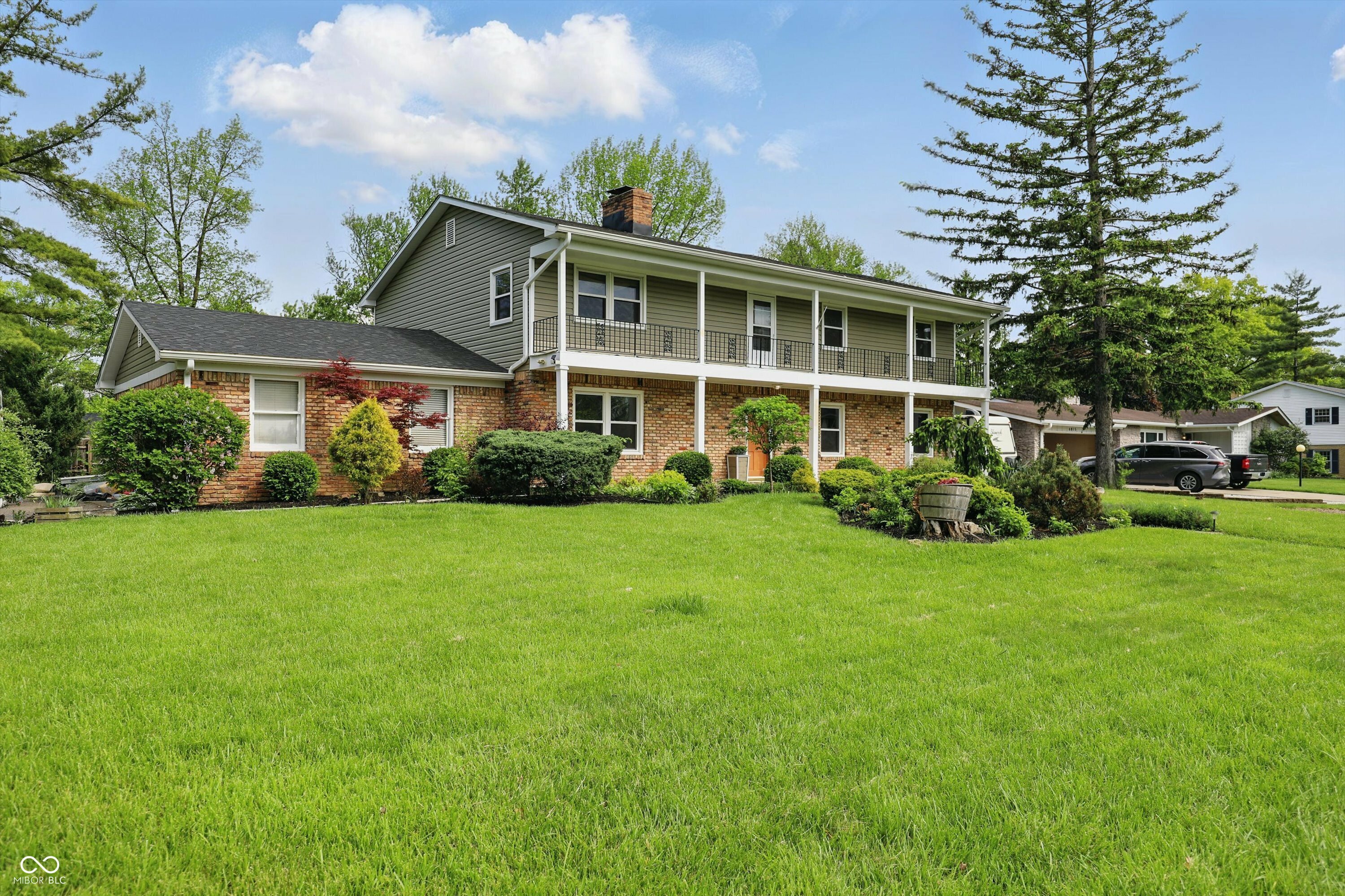 Property Photo: 6825 Farmleigh Drive IN 46220