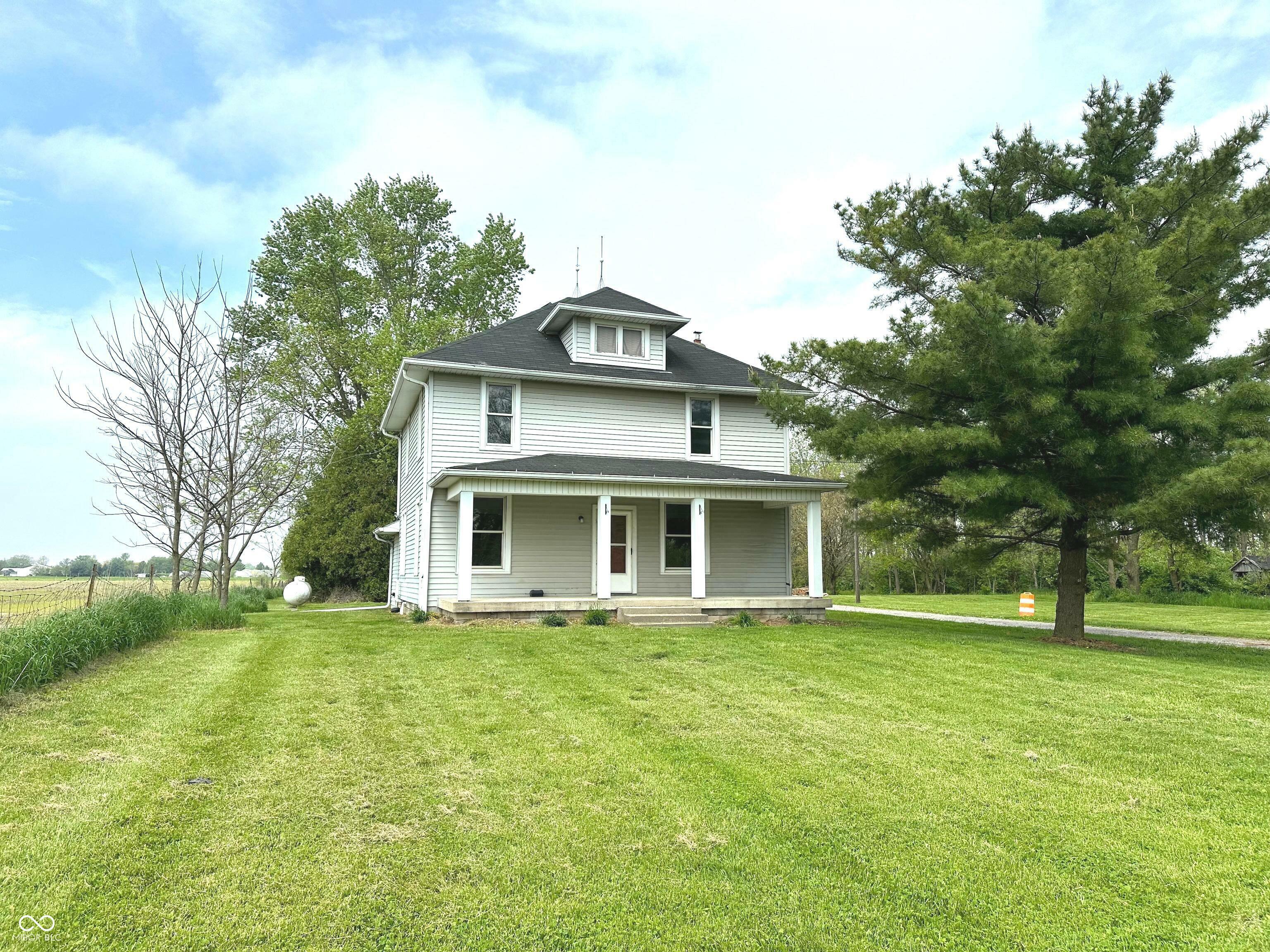Property Photo: 660 N 700 E IN 46075
