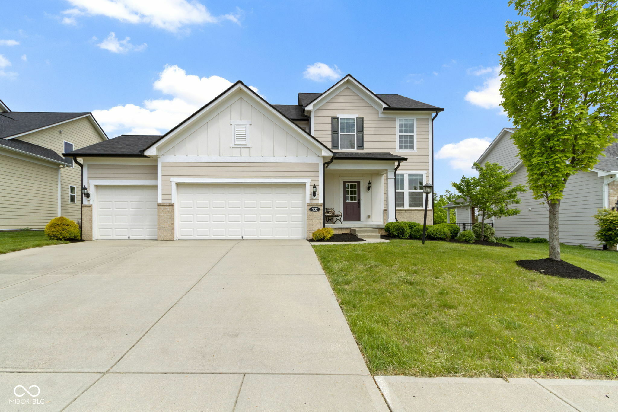 Property Photo: 932 Silverheels Drive IN 46074