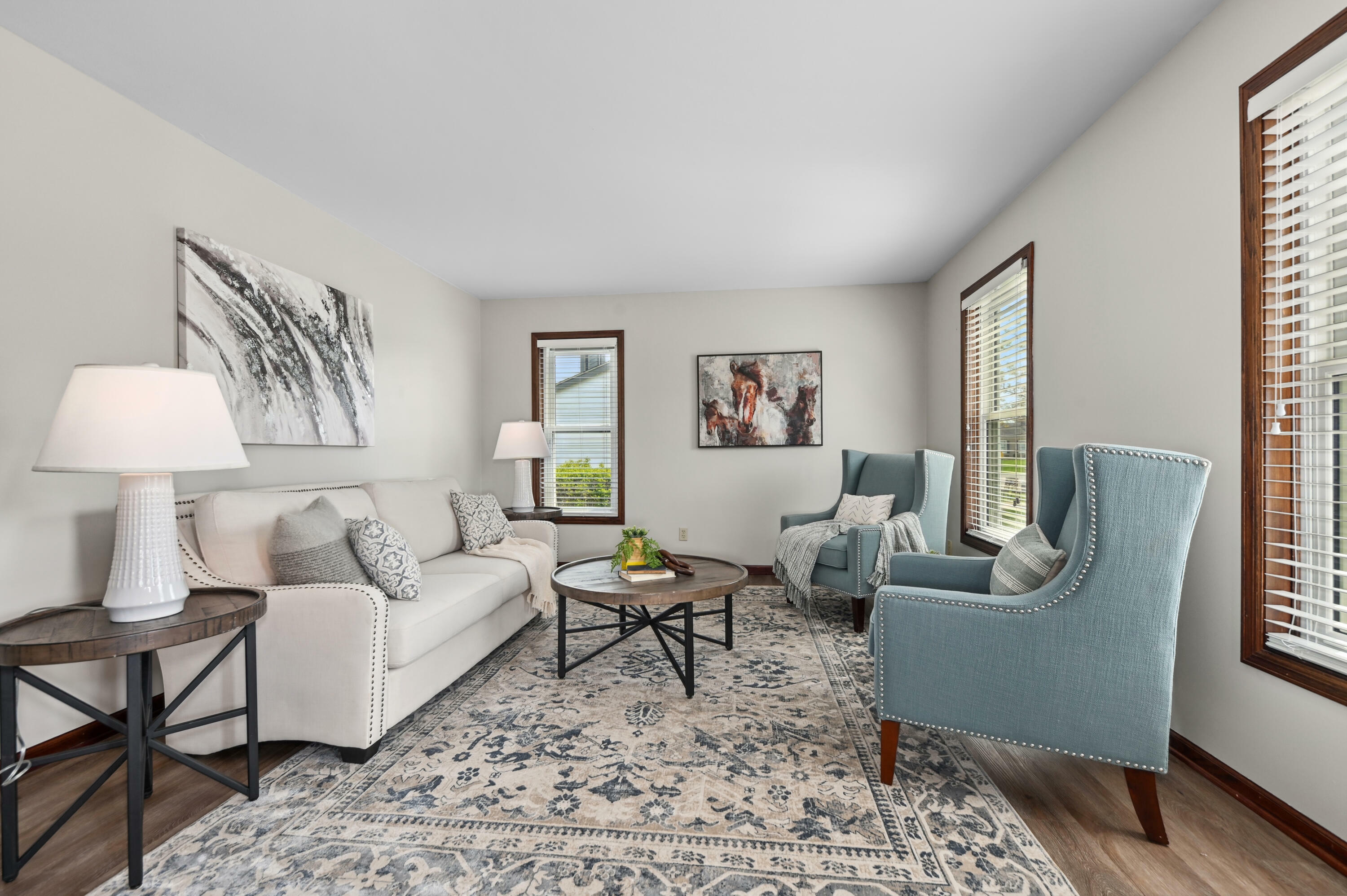 Property Photo: 10108 N Foxkirk Dr WI 53097