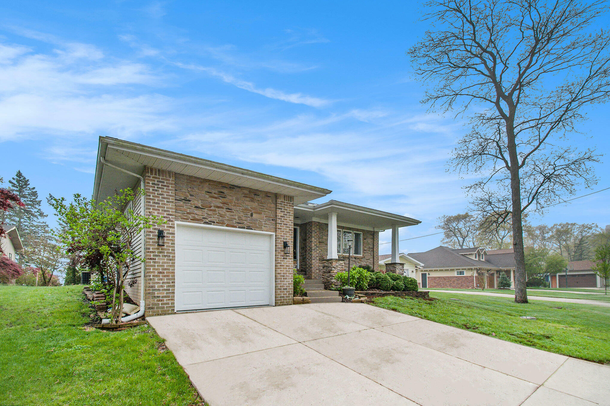 Property Photo: 2175 Wamplers Heights Drive MI 49230