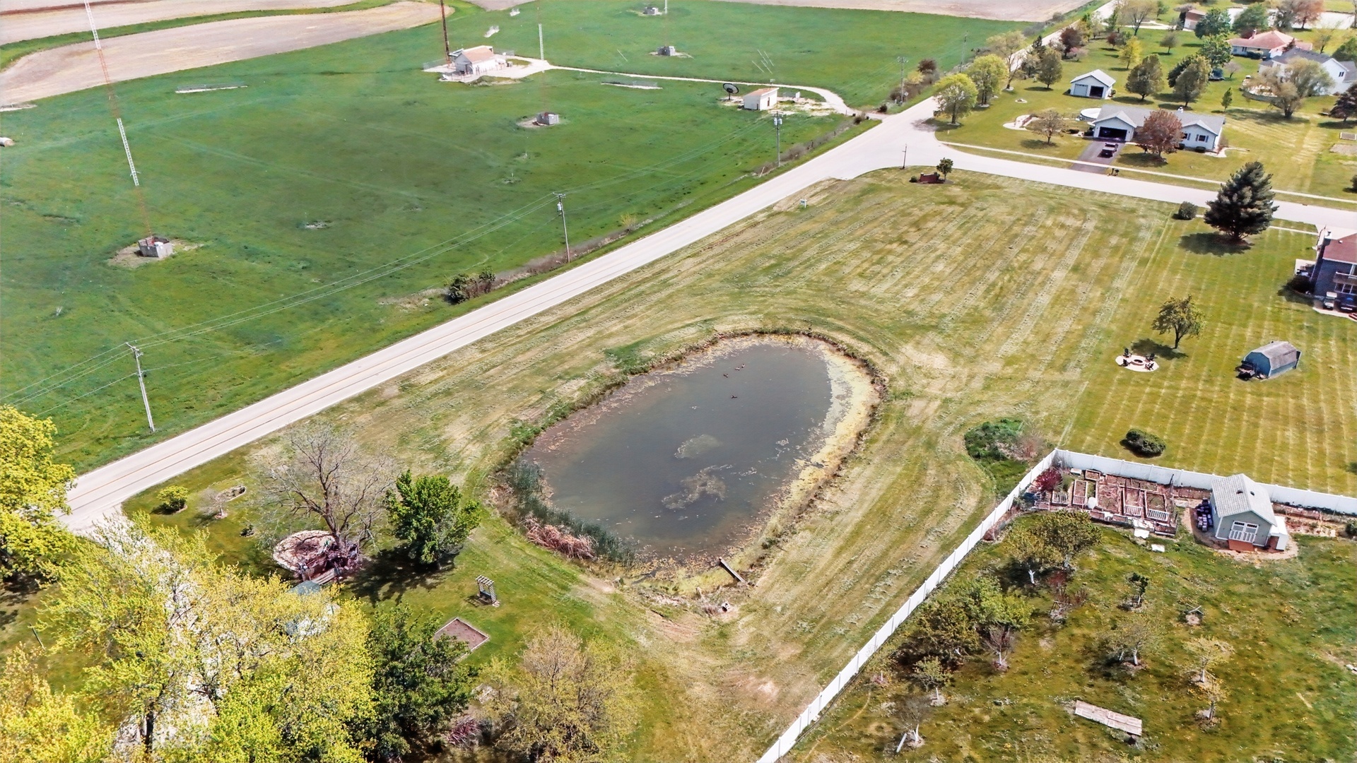 Property Photo: 3 Ronhill Road IL 60560