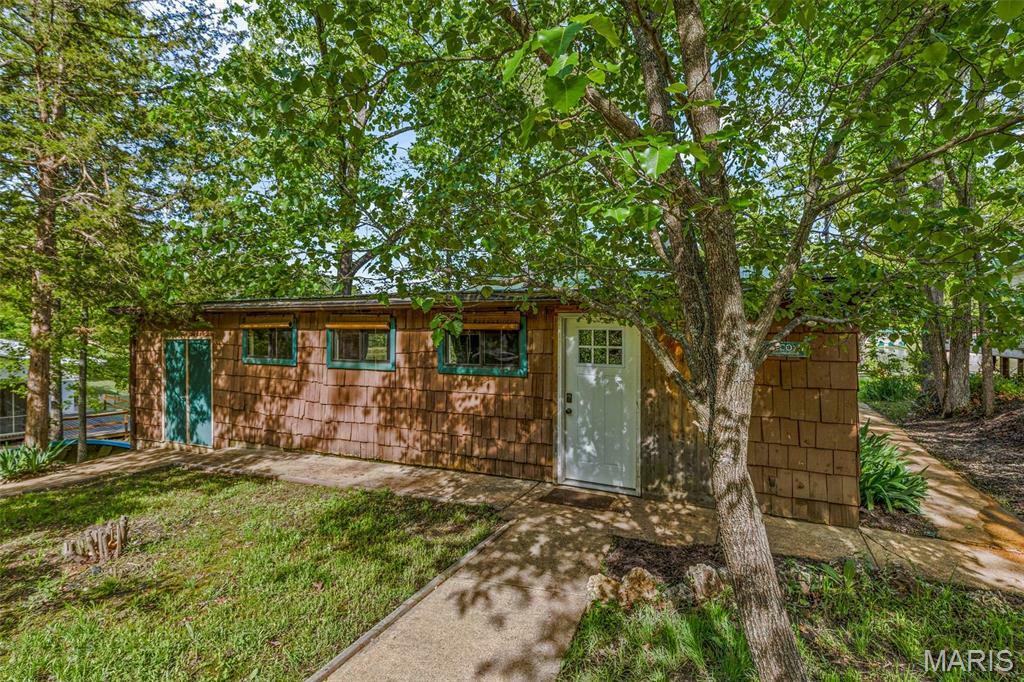 Property Photo: 10358 Pebblewood Road MO 63071