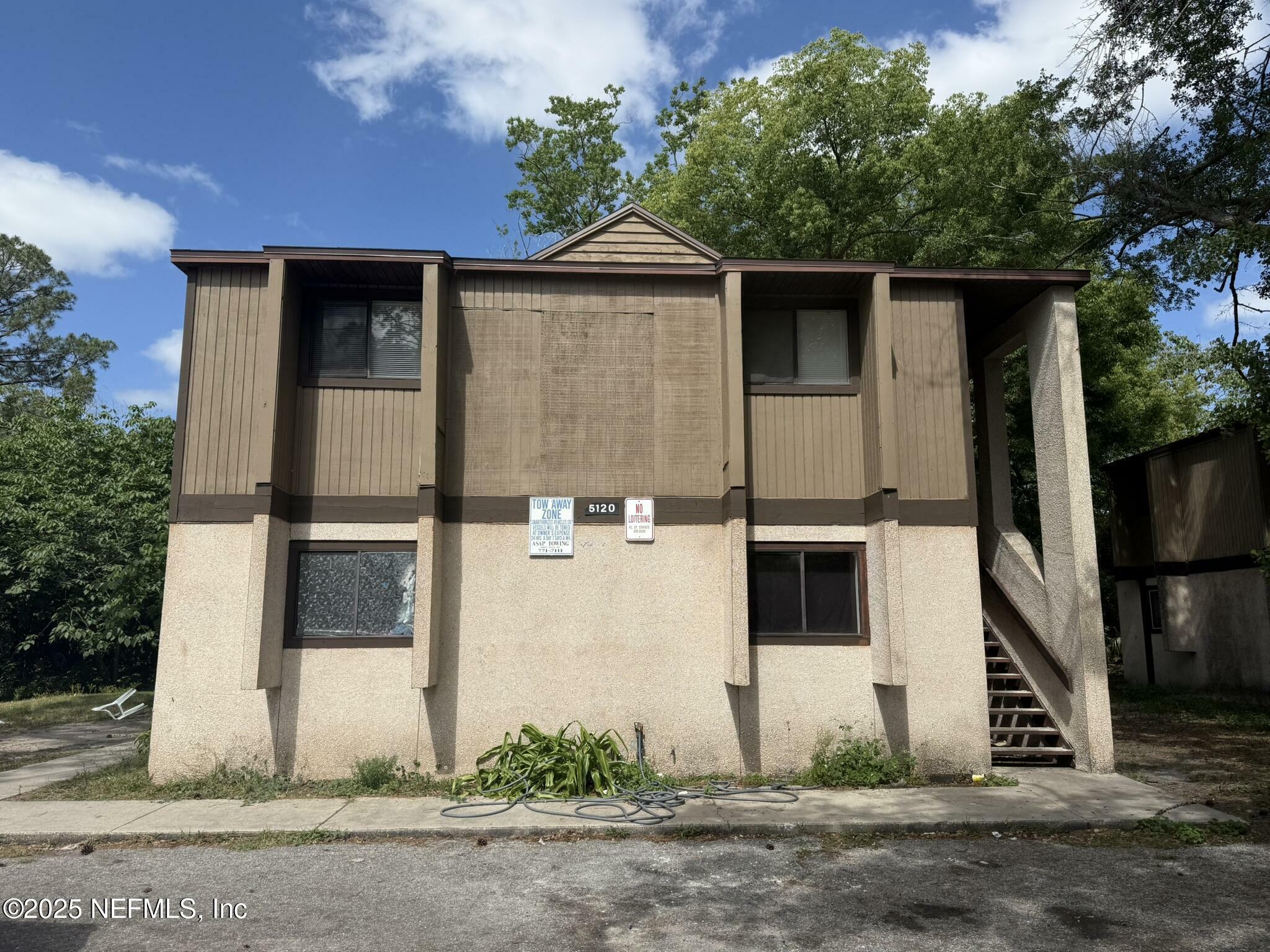 Property Photo: 5120 Westchase Court 4 FL 32210
