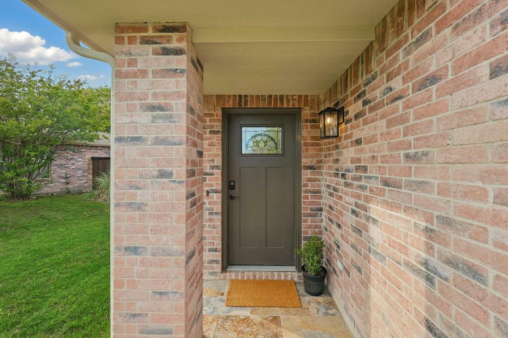 Property Photo: 3110 Legend Drive TX 75070