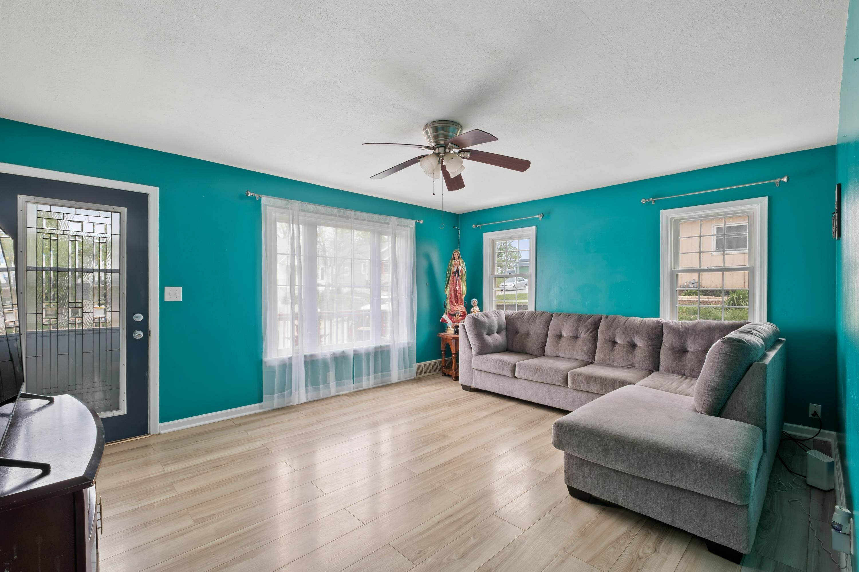 Property Photo: 1343 Z Street NE 68107