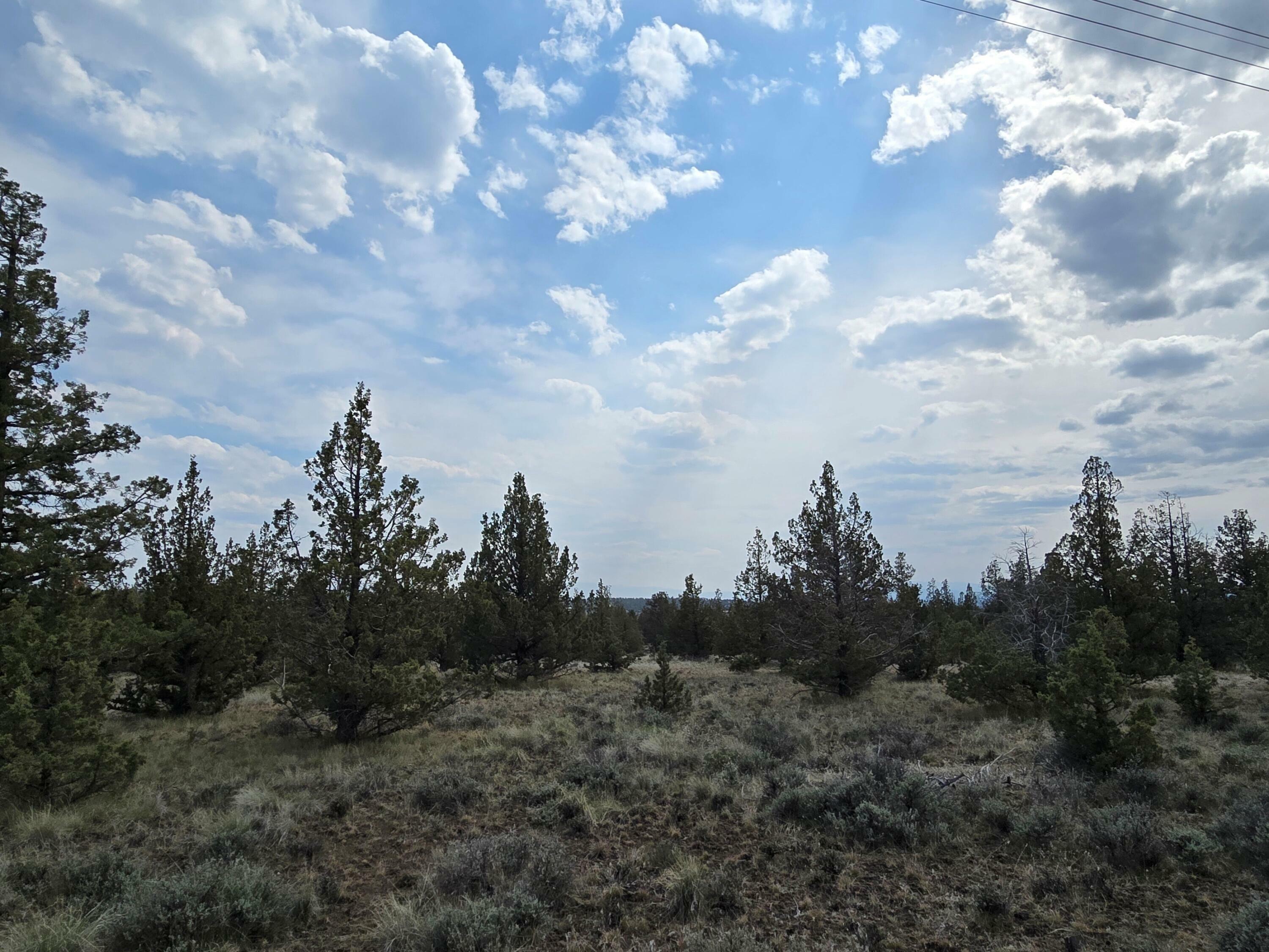 Property Photo: SE Hilltop Road Tl 7100 OR 97754