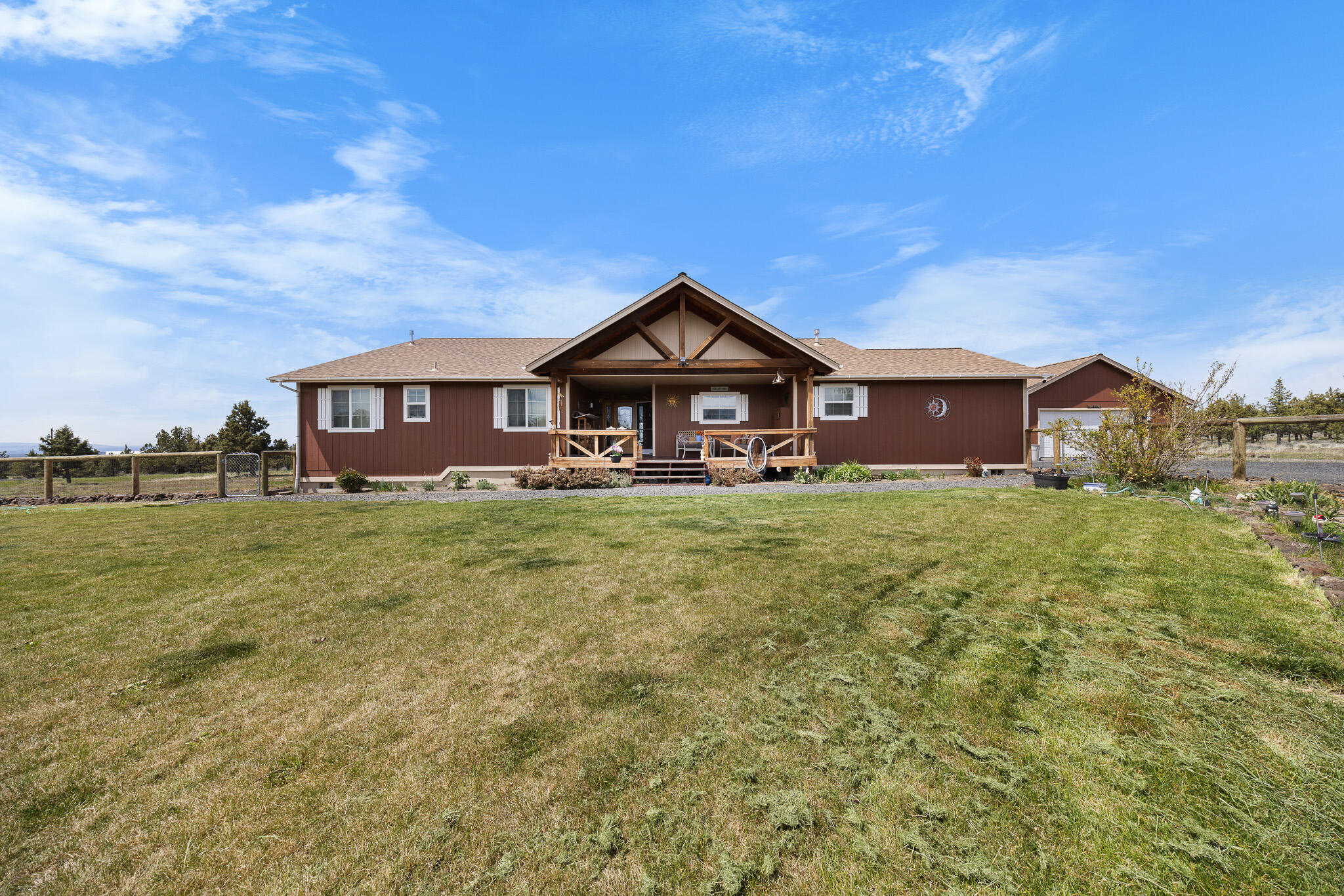 5185 SE Iowa Avenue  Prineville OR 97754 photo