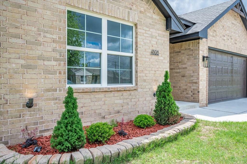 Property Photo: 4508 SE 19th Street OK 73115