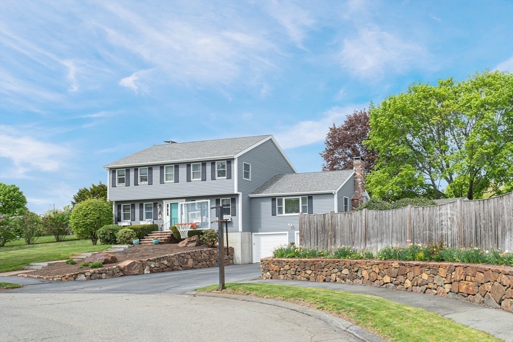 Property Photo:  4 Norwich Rd.  MA 01923 
