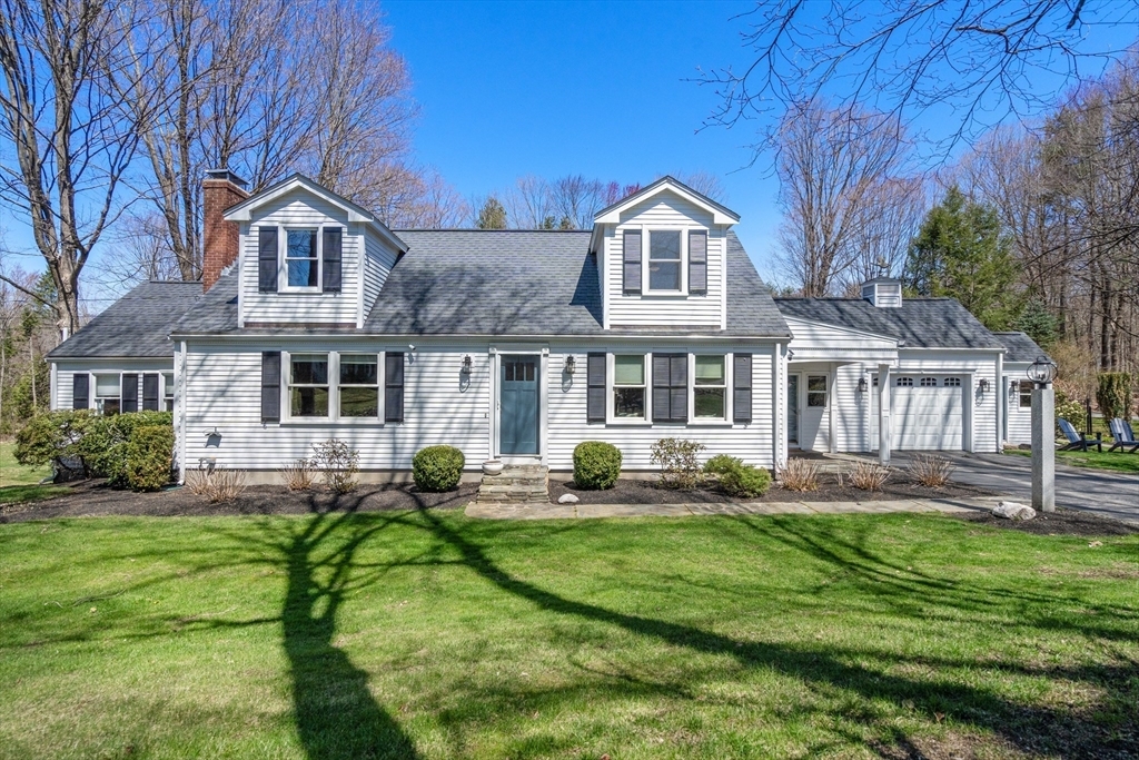 56 Warren Street  Westborough MA 01581 photo