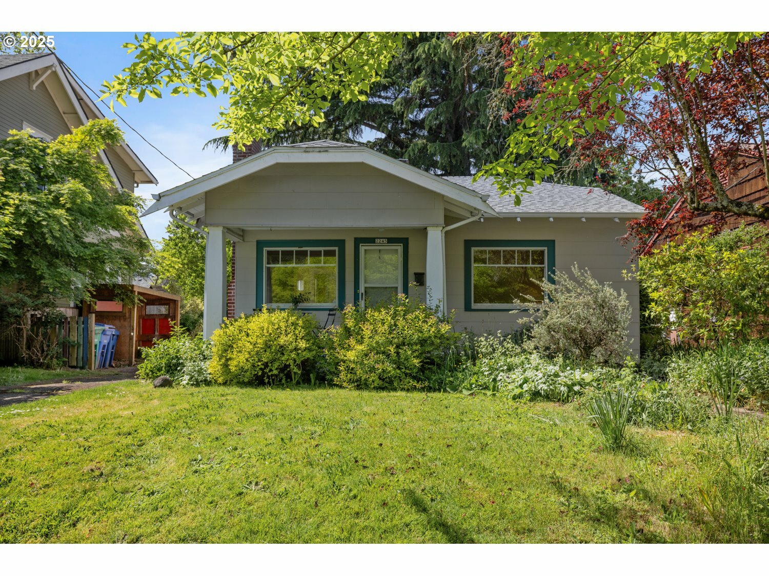 2245 SE 32nd Pl SE  Portland OR 97214 photo