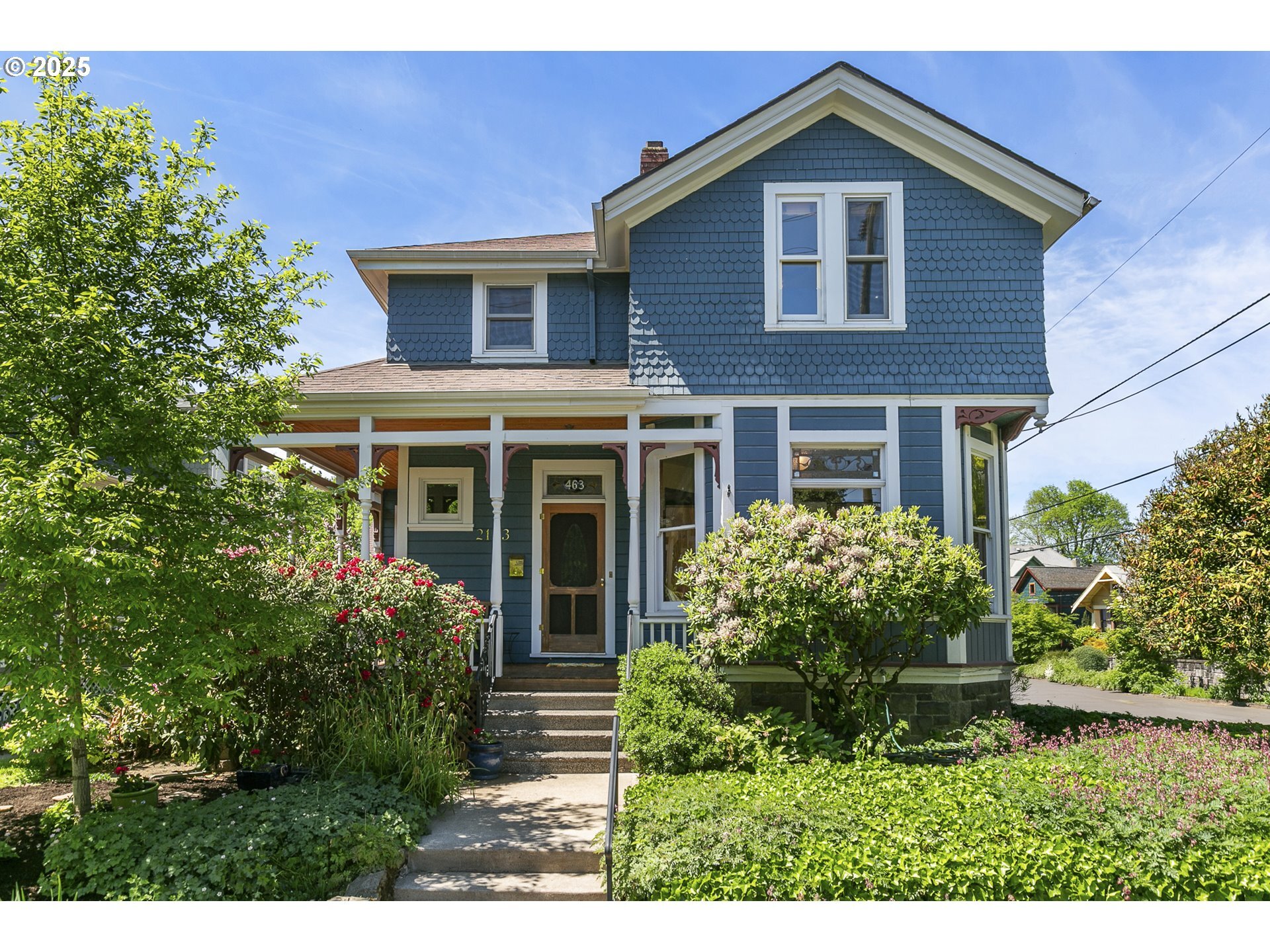 Property Photo: 2153 NE Rodney Ave OR 97212