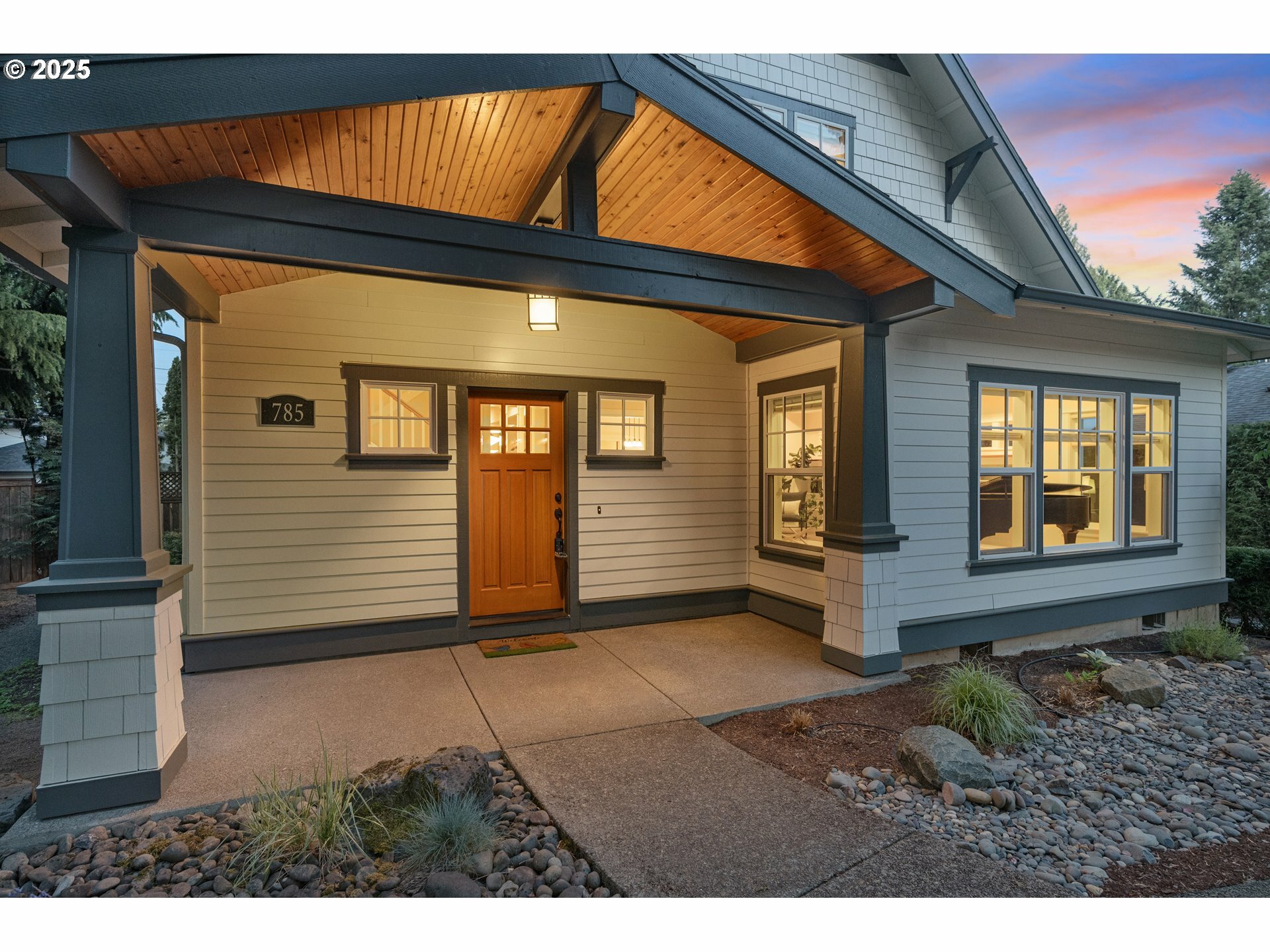 Property Photo: 785 3rd St OR 97034