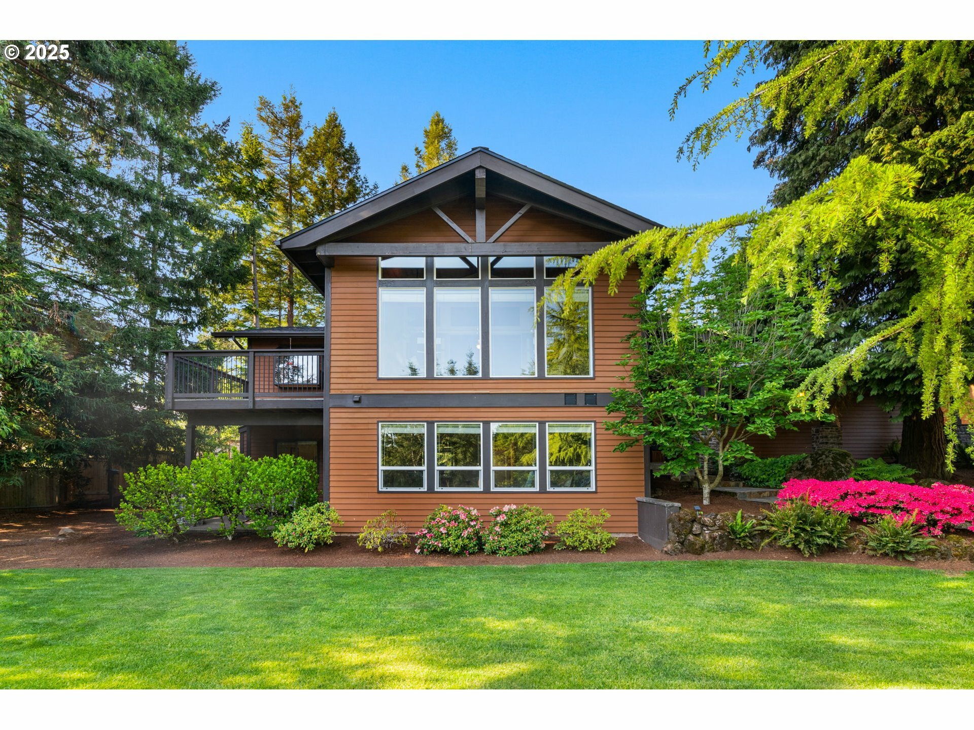 Property Photo: 2830 Coeur D Alene Dr OR 97068