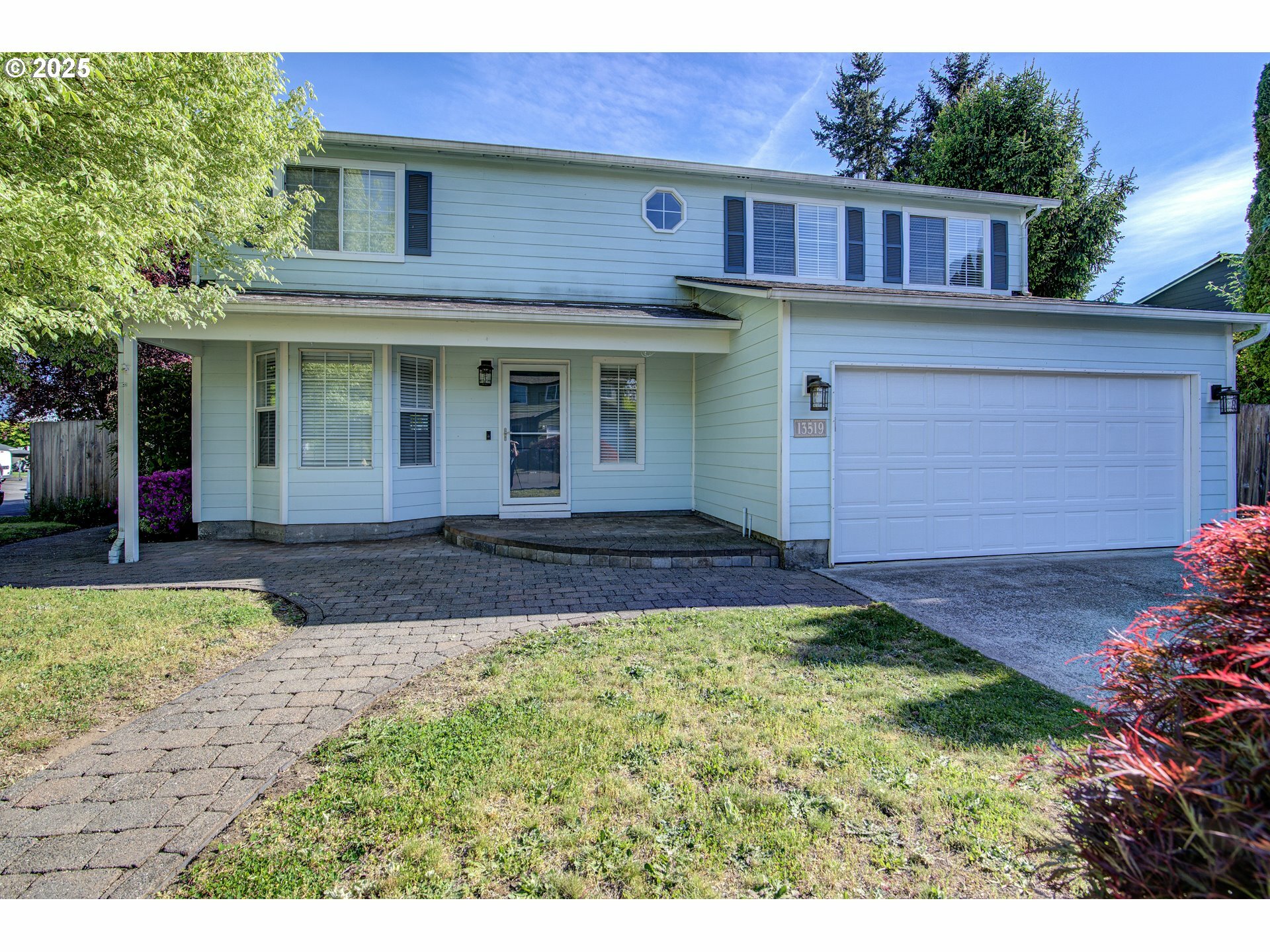 Property Photo: 13519 NE 96th St WA 98682
