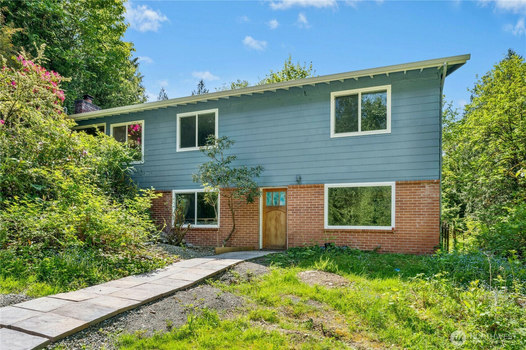 Property Photo: 24005 SE 132nd Way WA 98027