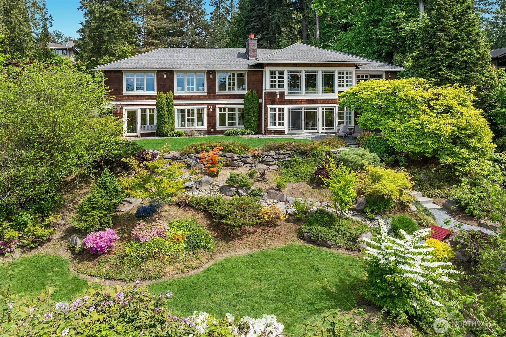 Property Photo: 6740 W Mercer Way WA 98040
