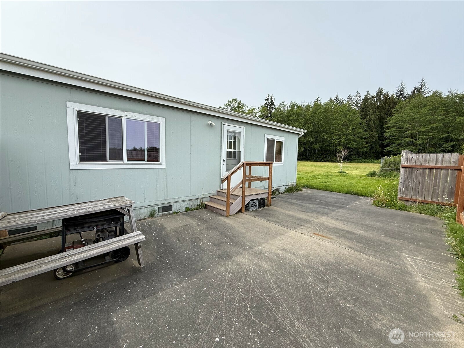Property Photo: 8713 F&S Grade Road WA 98284