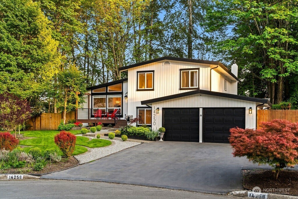 Property Photo: 14250 131st Avenue NE WA 98034