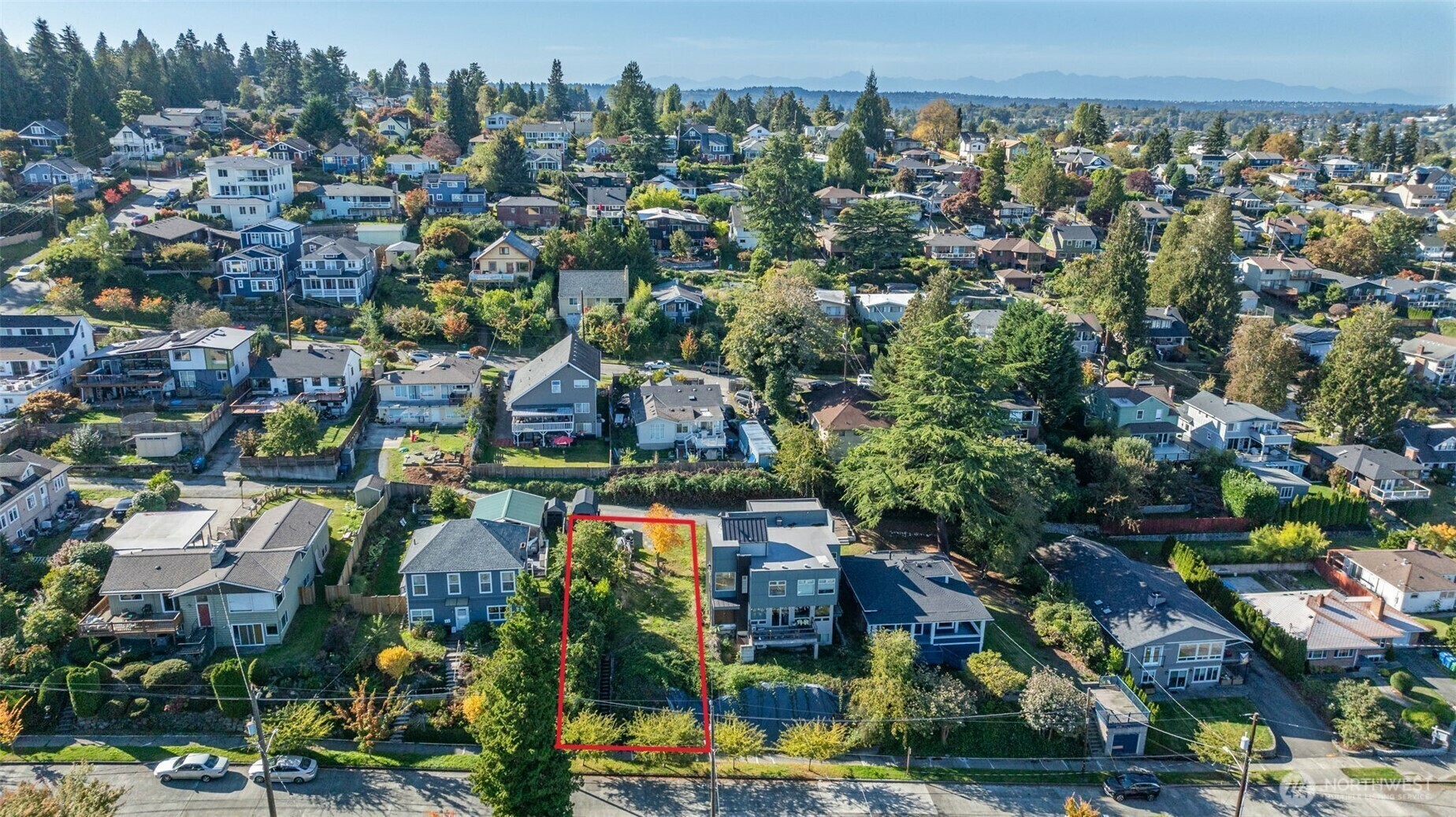 Property Photo: 10125 66th Avenue S WA 98178