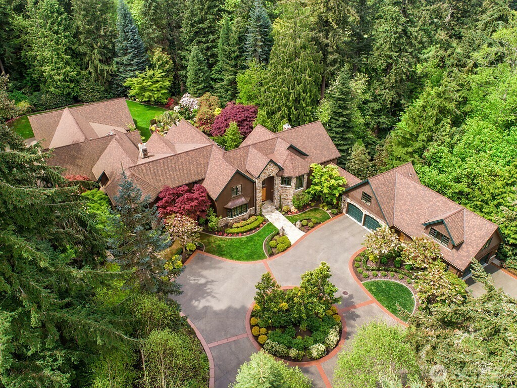 11211  Wachusett Road  Woodway WA 98020 photo