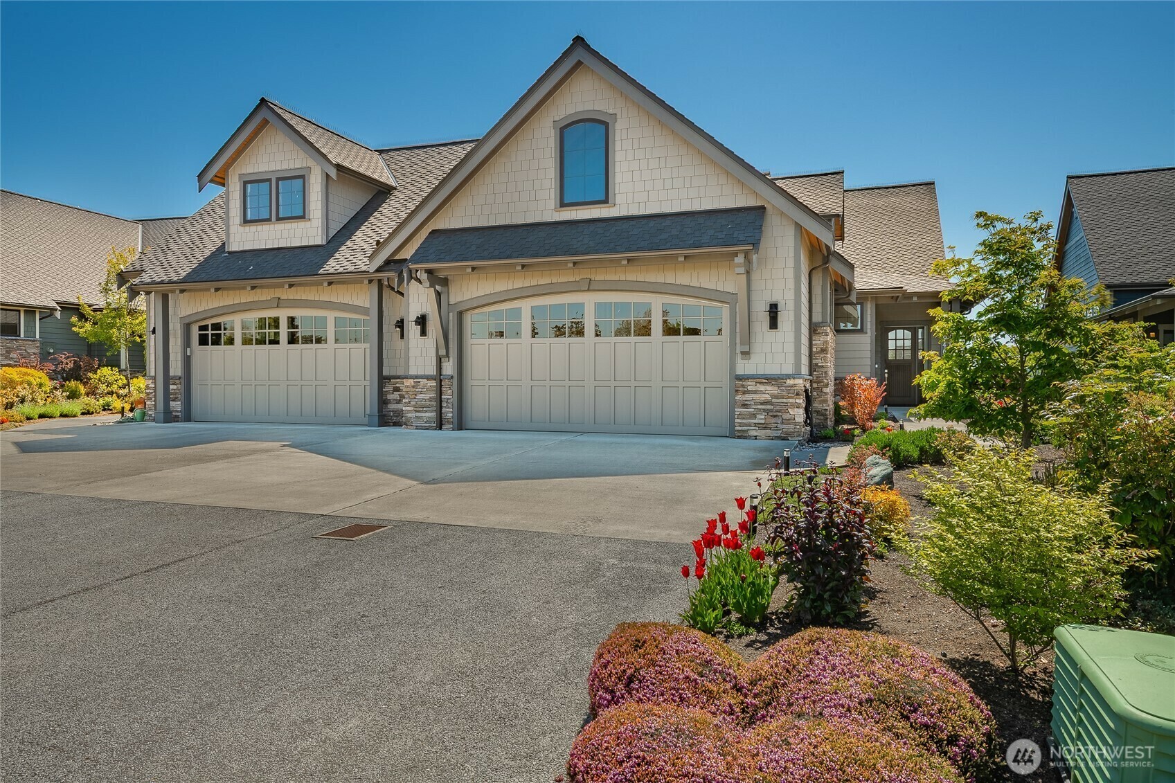 Property Photo: 9466 Turnstone Lane 41 WA 98230