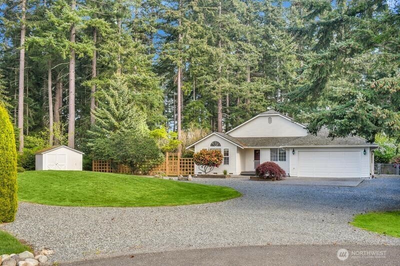 Property Photo: 395 Piper Way WA 98282