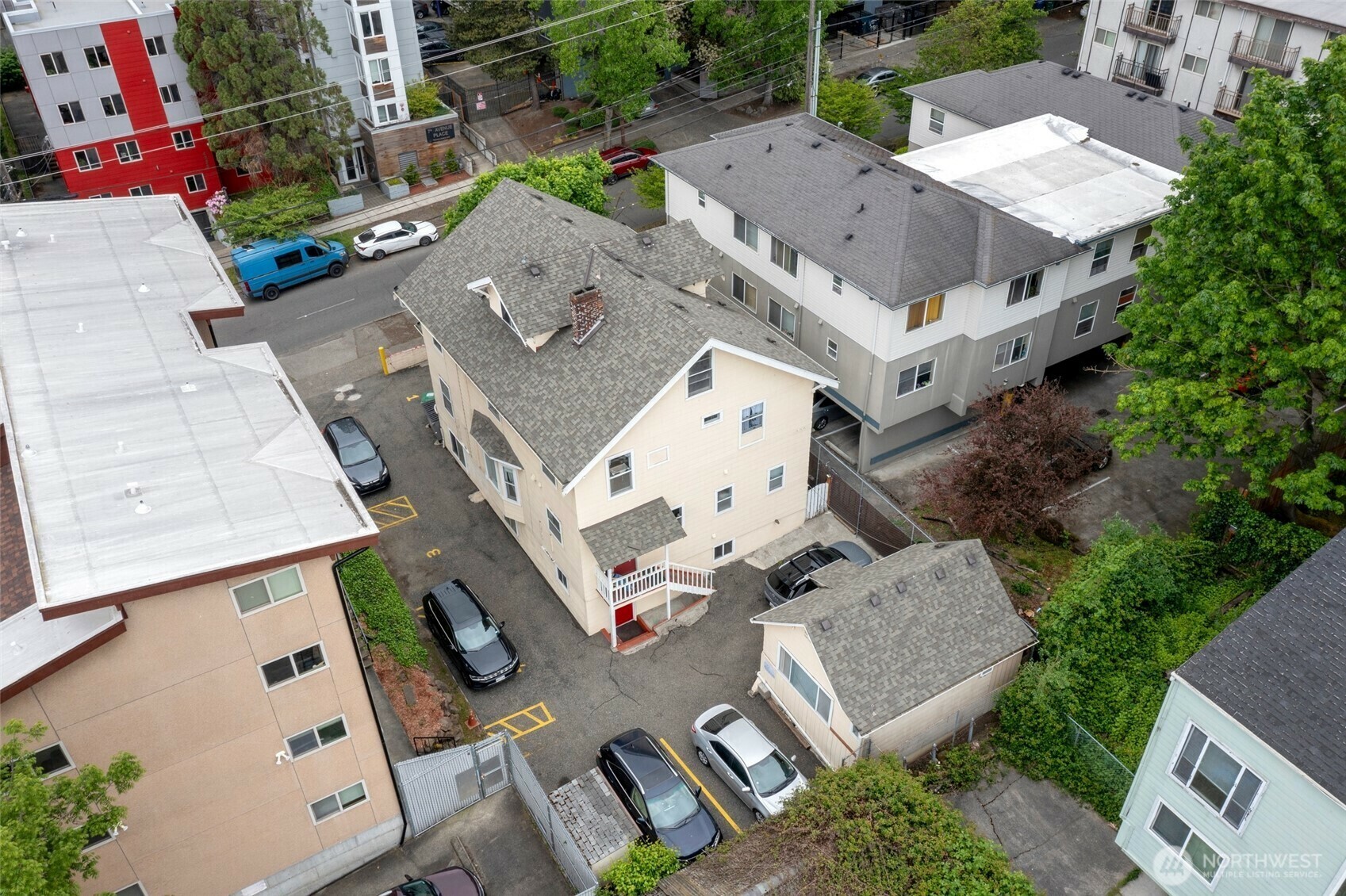 Property Photo: 4226 7th Avenue NE WA 98105