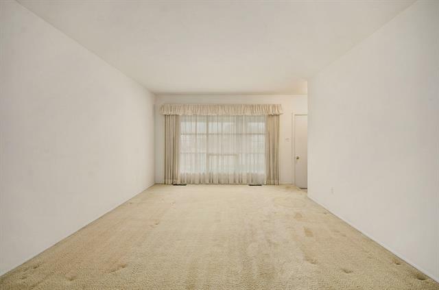 Property Photo: 16868 Keppen Avenue MI 48101