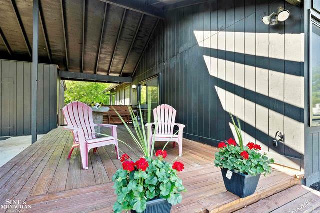 Property Photo: 5578 Perrytown Street MI 48322