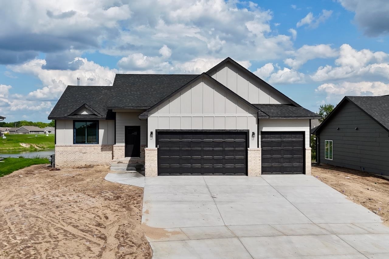 Property Photo: 5542 N St. Paul St. KS 67204