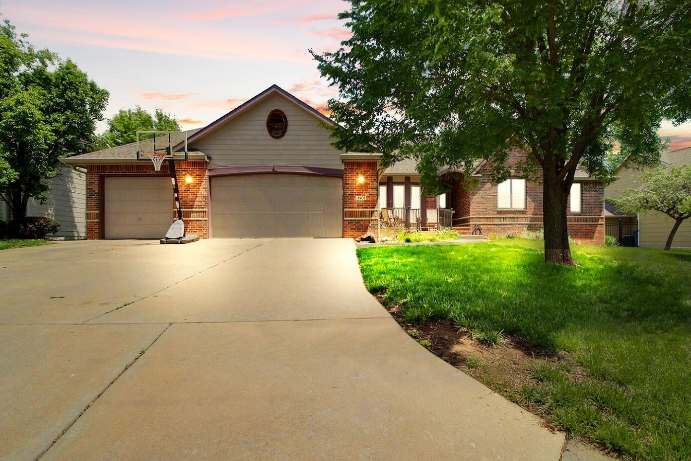 Property Photo: 13905 W Remington Ct KS 67235