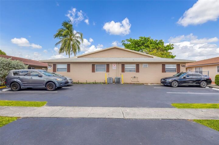 5321 NW 22nd St  Lauderhill FL 33313 photo