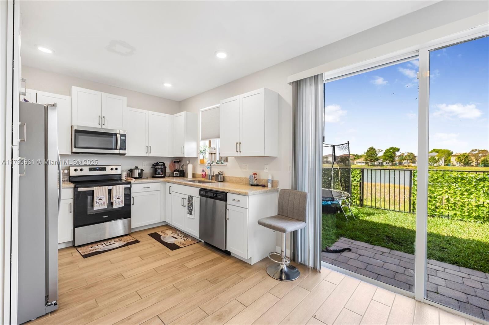 Property Photo:  1176 SE 23rd Ave  FL 33035 