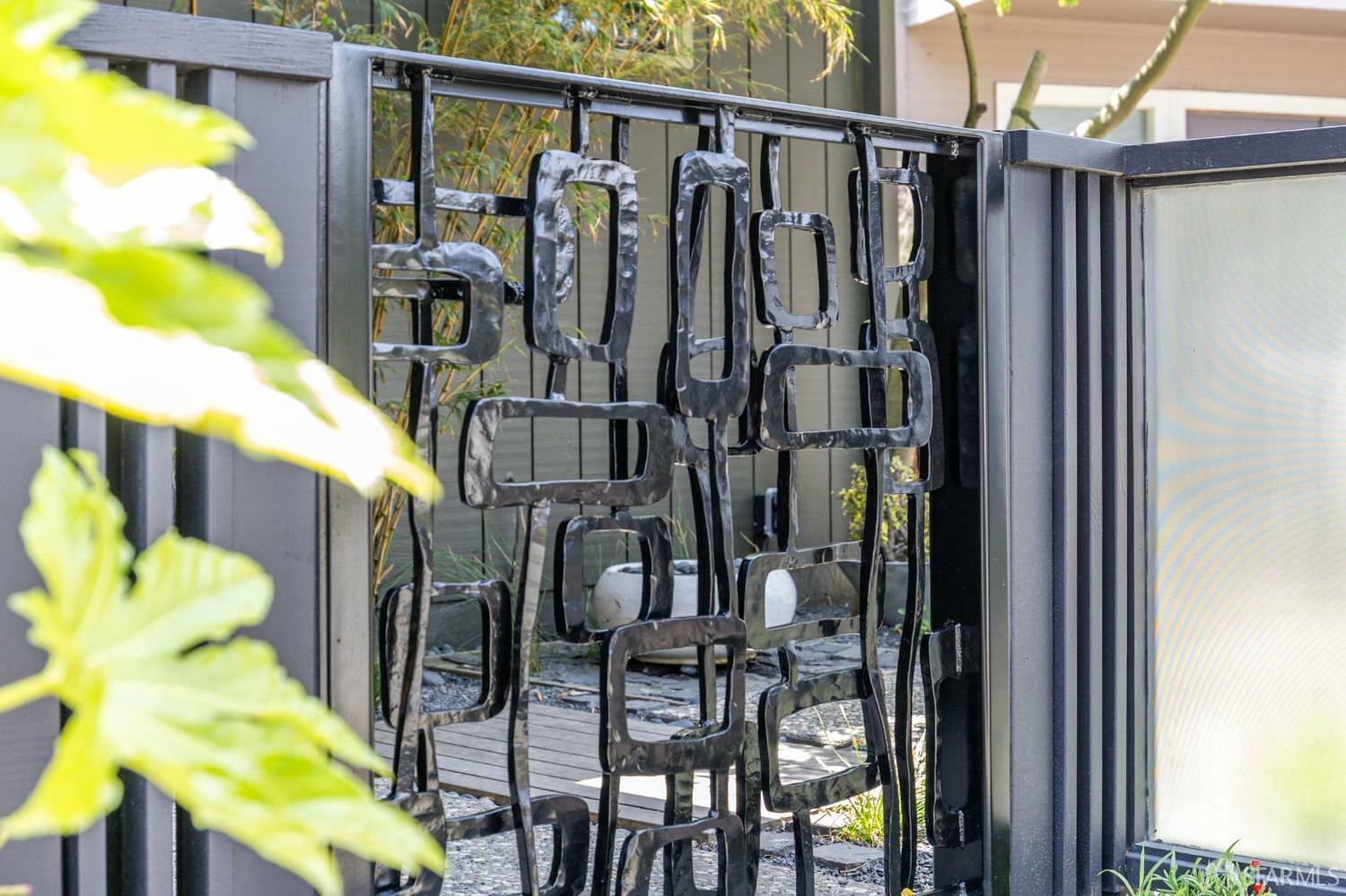 Property Photo: 76 Cameo Way CA 94131