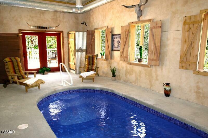 Property Photo: 1624 W Ski View Drive TN 37876