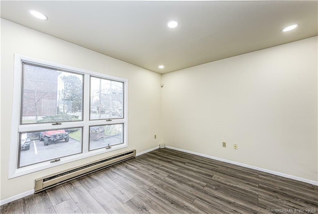 Property Photo: 175 West Spring Street Apt 1 CT 06516