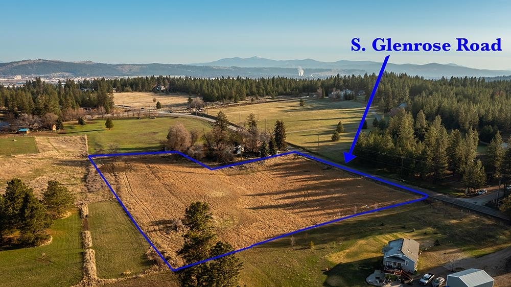 2310 S Glenrose Rd  Spokane WA 99223 photo